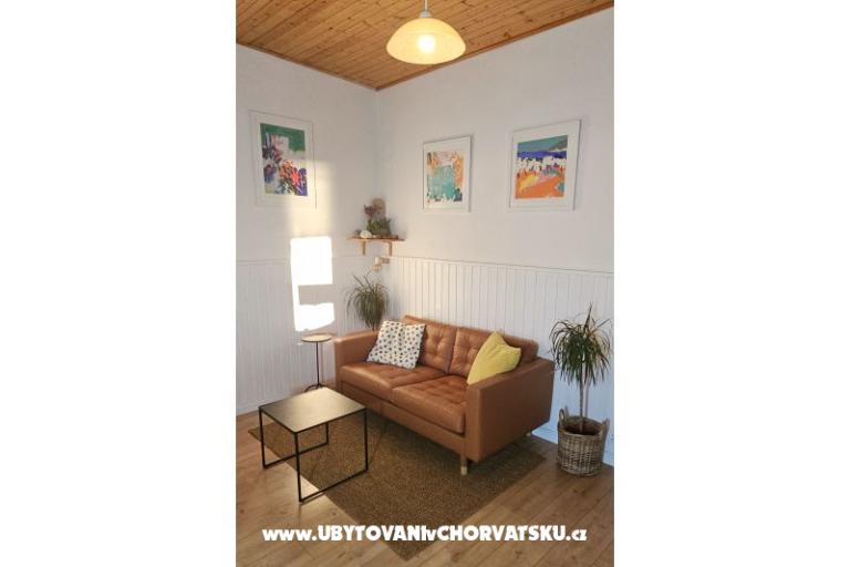 Apartments Mladen – photo 13