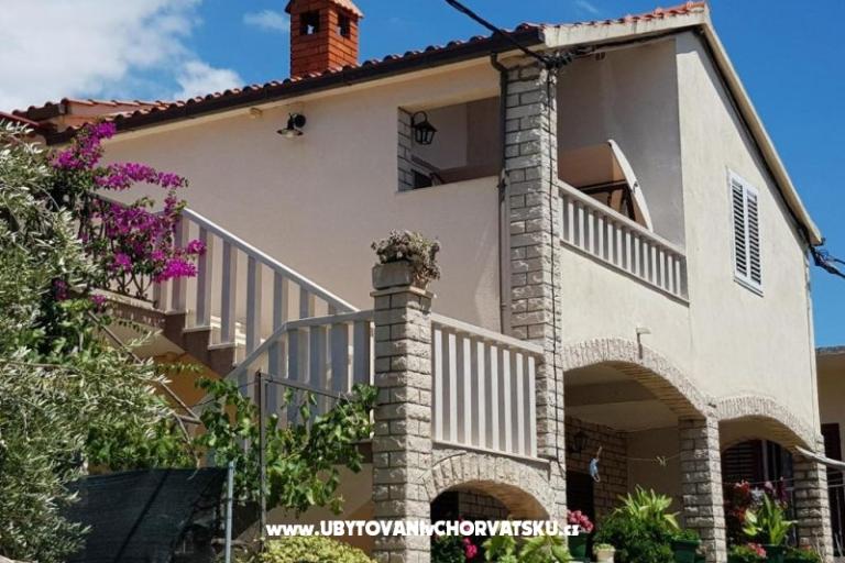 Apartments Mladen – photo 3