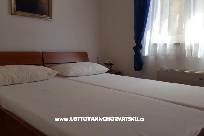 Apartment Smokva - Villa Tudor – photo 6