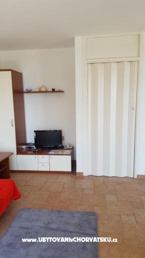 Apartment Smokva - Villa Tudor – photo 7