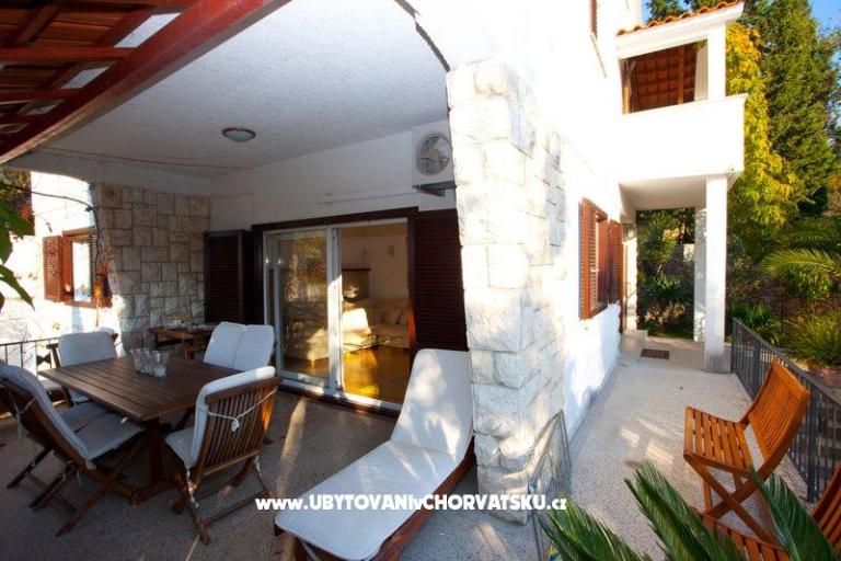 Jees Exclusive apartments – photo 2