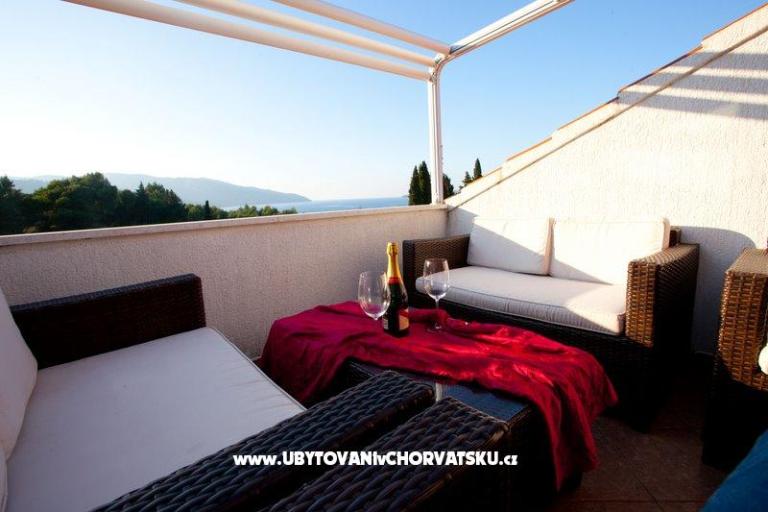 Jees Exclusive apartments – photo 4