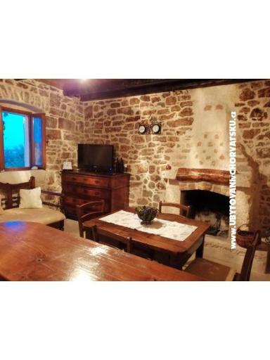 Stone house za odmor Ostojić – photo 10
