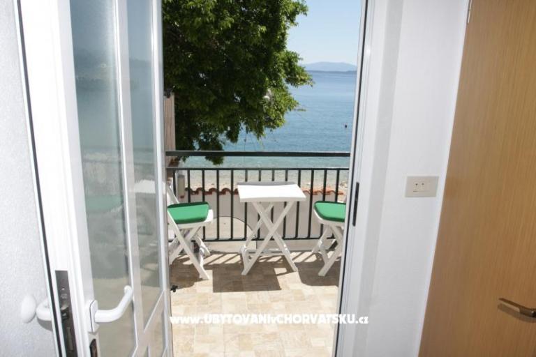 Apartment ETTA (house on the beach) – photo 14