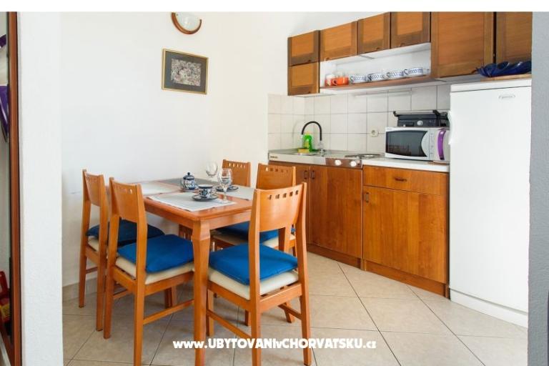 Apartments Šimić Igrane – photo 10