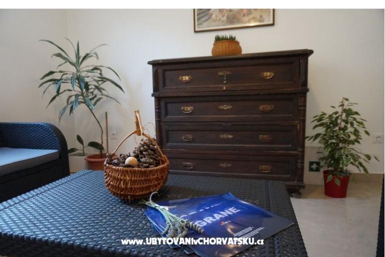 Apartments Vedrana – photo 15