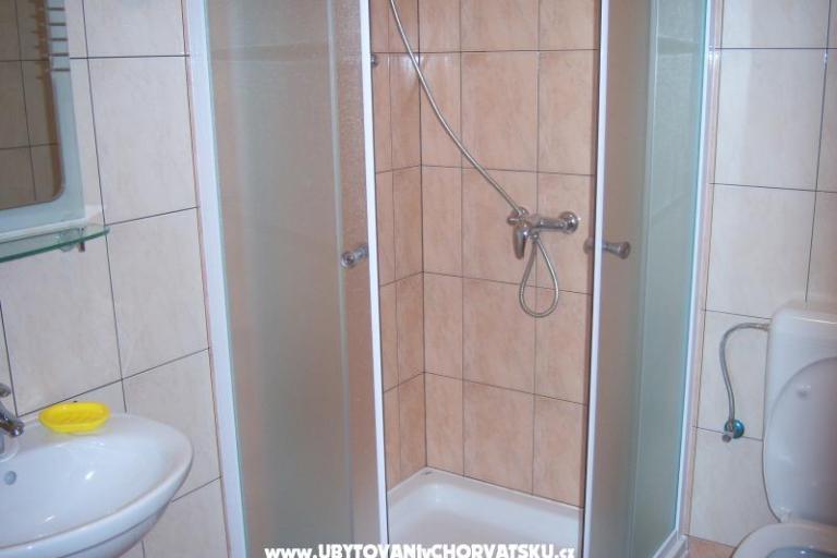 Apartments Vedrana – photo 9