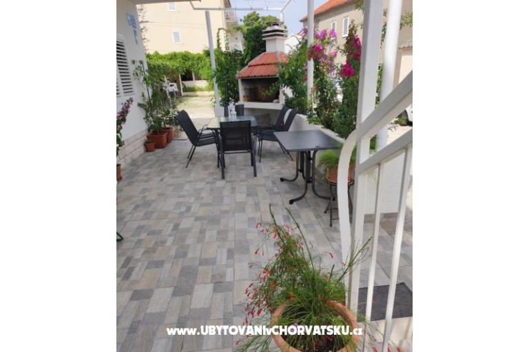 Apartments Branka Drače – photo 2