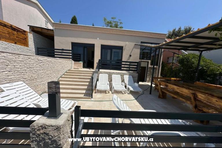 Villa Amfora with Pool - Karlobag – photo 28