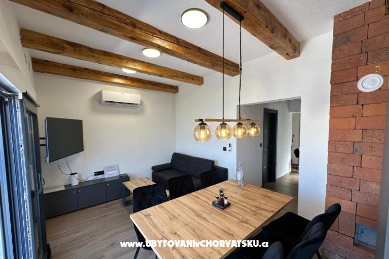 Villa Amfora with Pool - Karlobag – photo 5