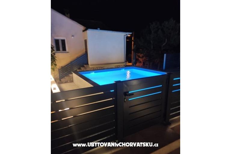 Beachfront Holiday House Ivana with – photo 7