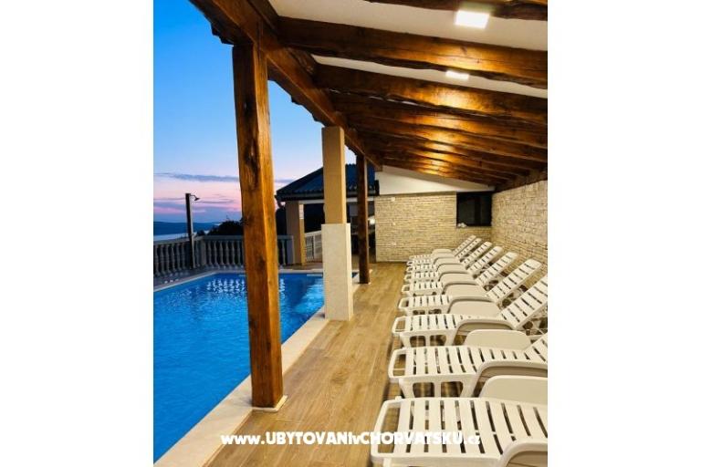 Villa Robert 2 with pool Cesarica – photo 12