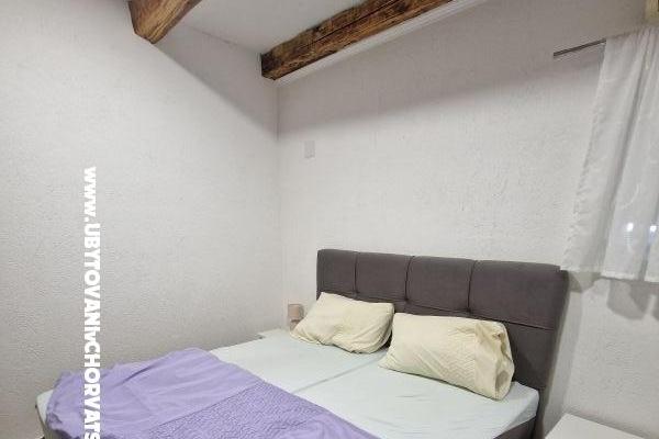 Villa Robert 2 with pool Cesarica – photo 17