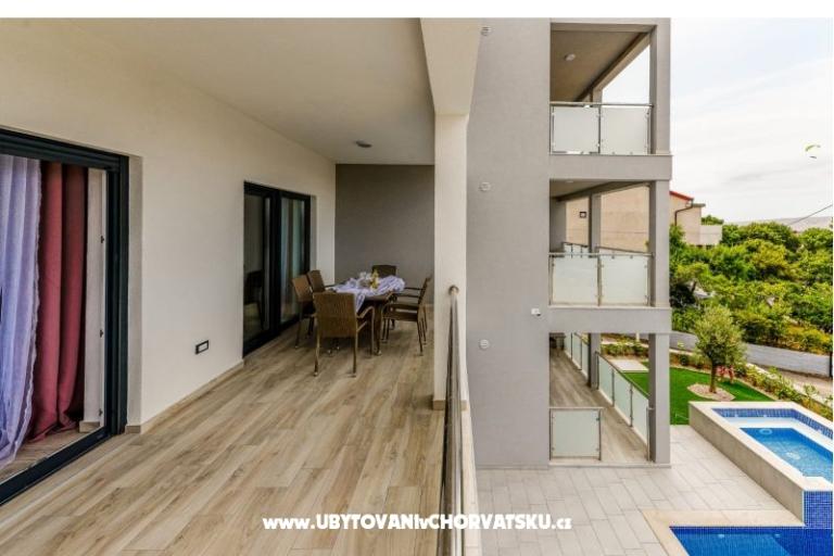 Villa Stella with Pool – photo 11