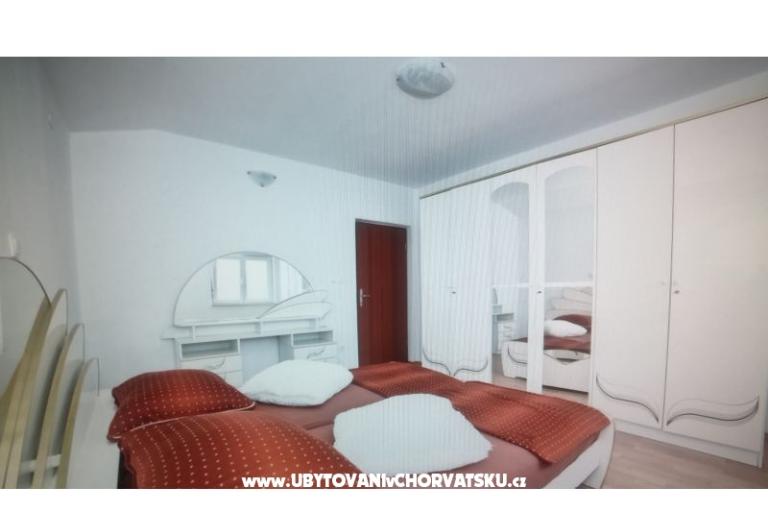Apartment Akrap – photo 13