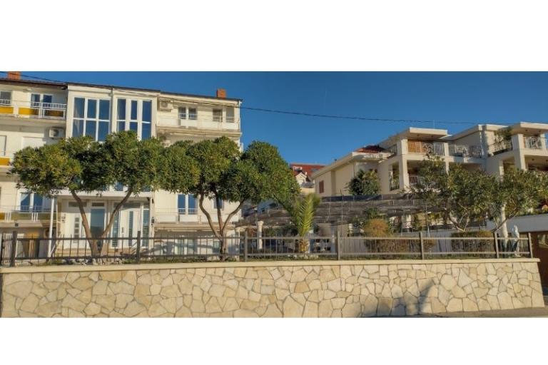 Apartments Figaro – photo 12