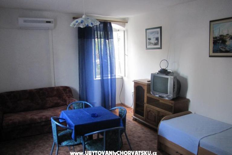 Apartments Alfirević – photo 2