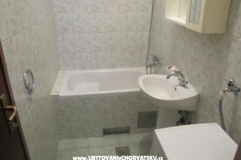 Apartments Alfirević – photo 8