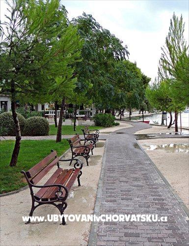 Apartments Luka I – photo 2