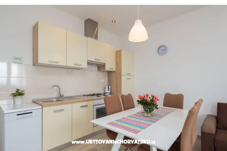 Apartments Ujaković – photo 10