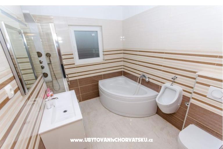 Apartment Viki – photo 11