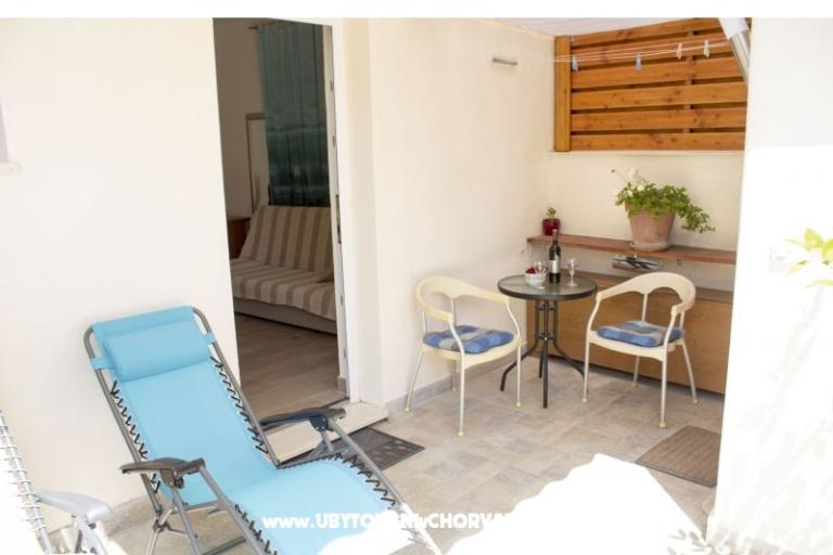 Apartments Bugenvilla – photo 13