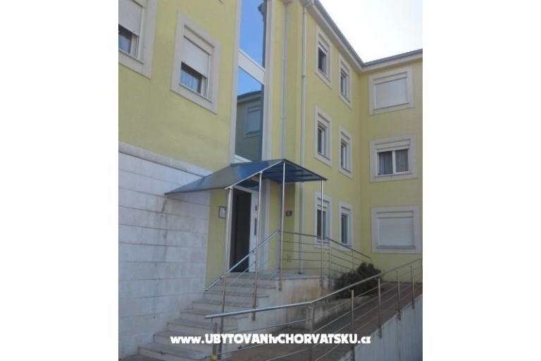 Apartments Kastel Stari – photo 9