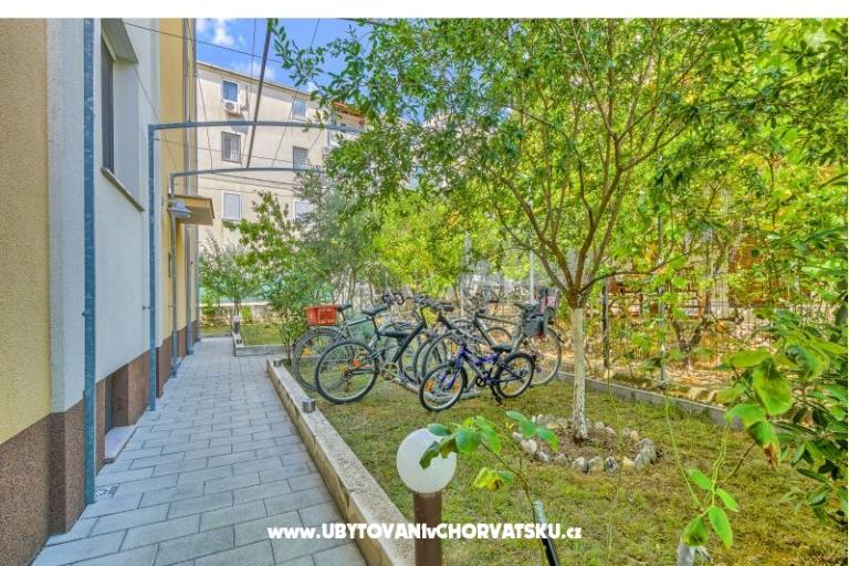 Banovski dvori – photo 18