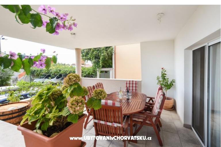 Flora Apartment – photo 14