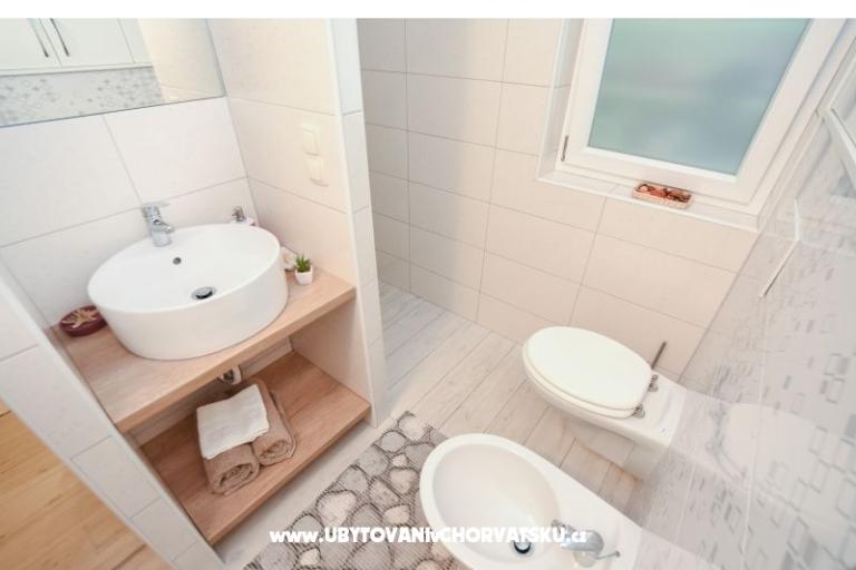 Flora Apartment – photo 8