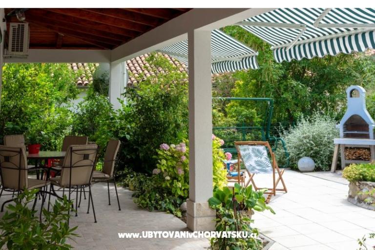 Flower Apartment – photo 3