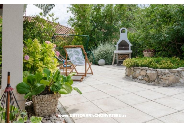 Flower Apartment – photo 4