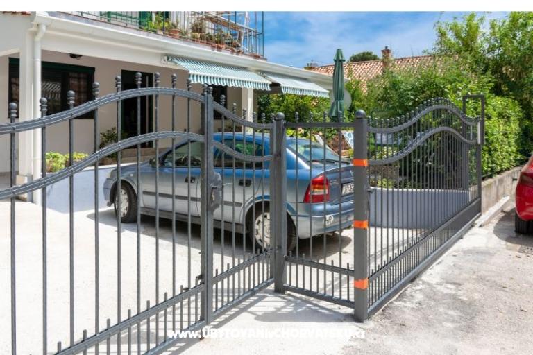 Flower Apartment – photo 9