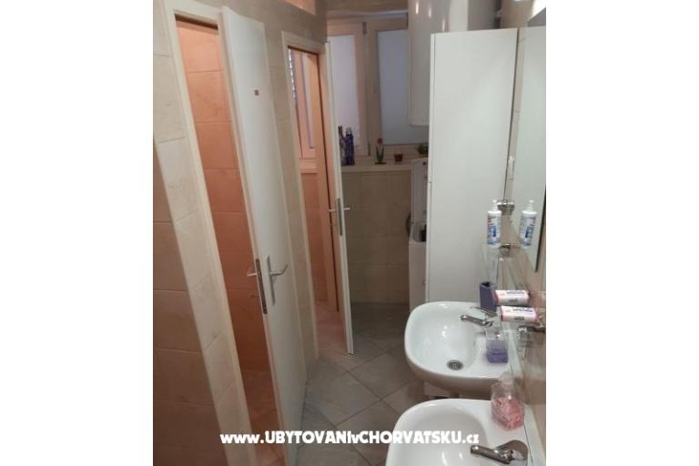 Holiday Home Sara- Kastel Stafilic – photo 15