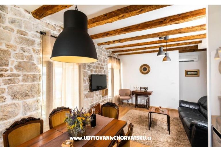 Sea Castle Apartment Gajo – photo 11
