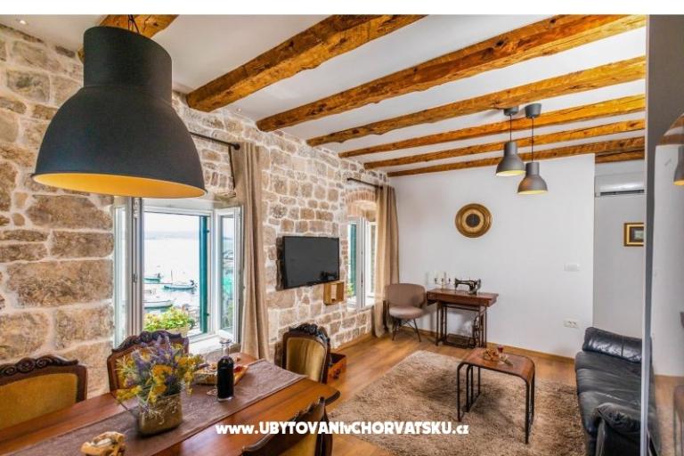 Sea Castle Apartment Gajo – photo 12