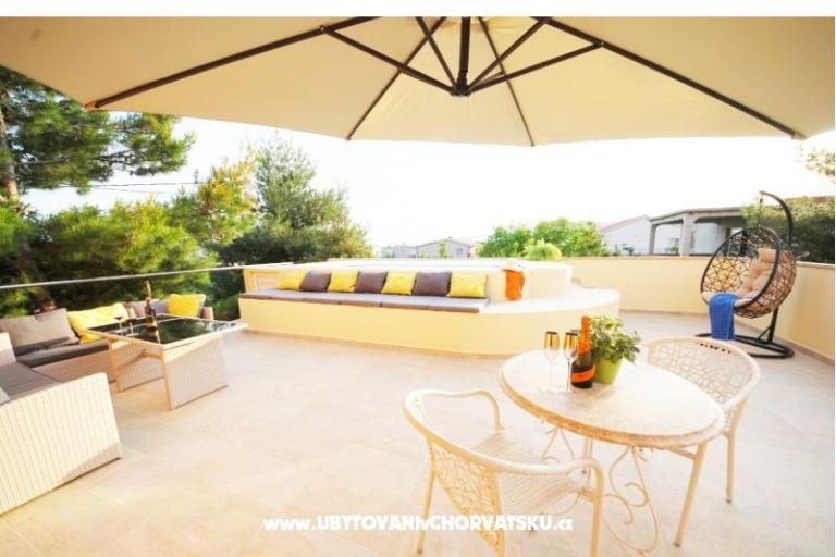 Split View – photo 2