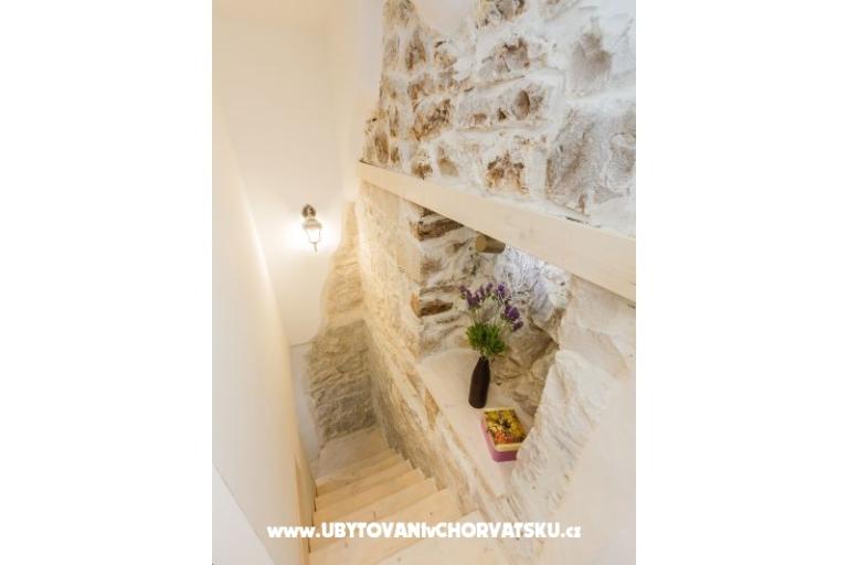 Stone Beauty Kaštela – photo 10