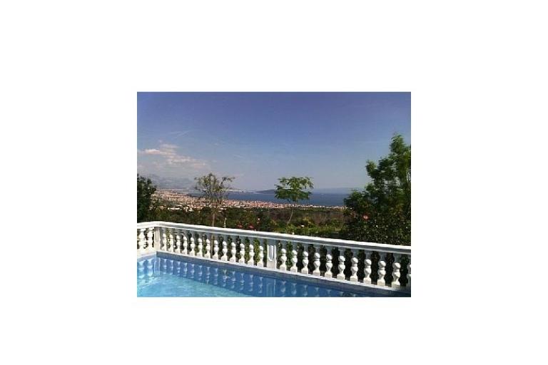 Villa Sandra - apartmani s  bazenom – photo 11