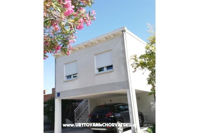 Apartment Mediteranska kuća – photo 12