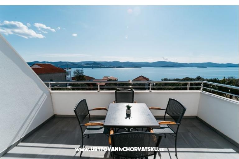 Apartments Komarna – photo 7