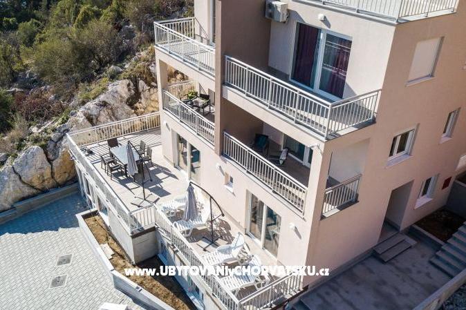 Apartments Lela – photo 2