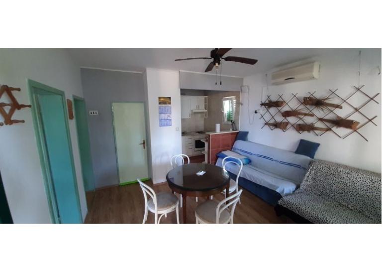 Apartments Vukmir – photo 4