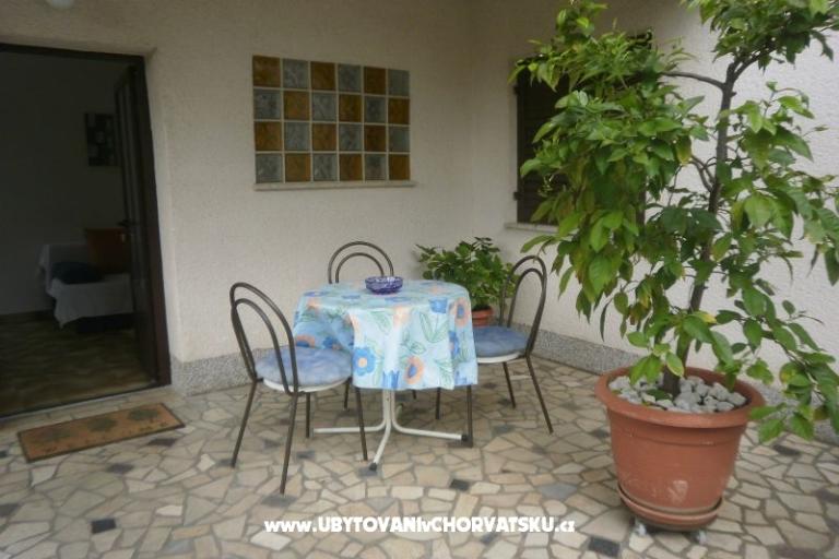 Apartments Dujmović – photo 9