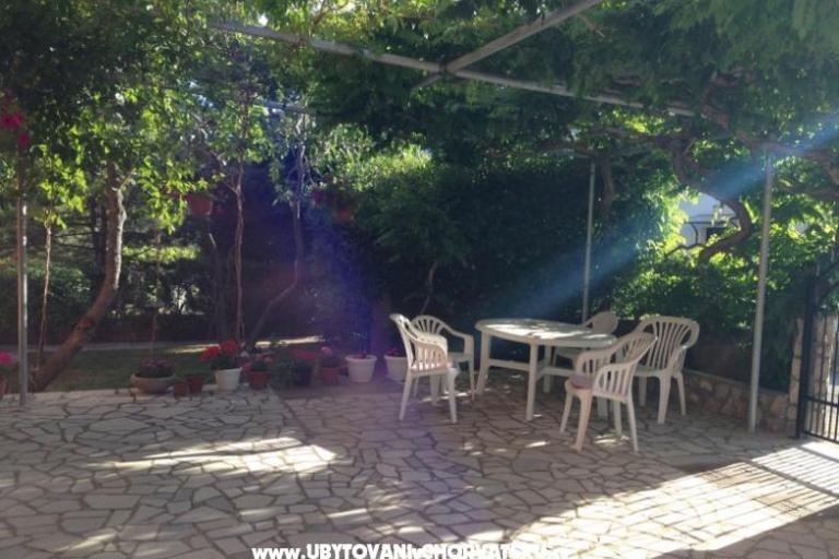 Apartm. Vlahinić Mirjana i Valerija – photo 4