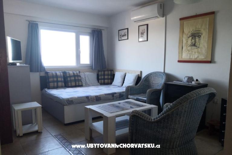 Apartment Elis – photo 4