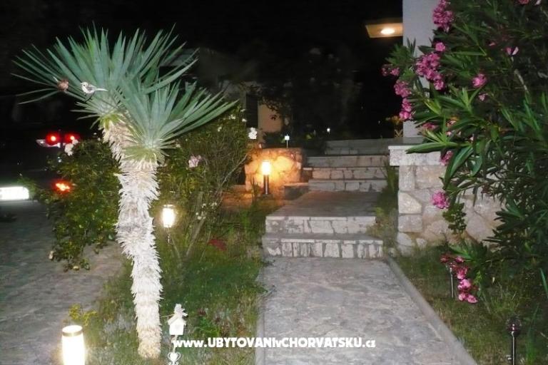 Apartments Zana – photo 18