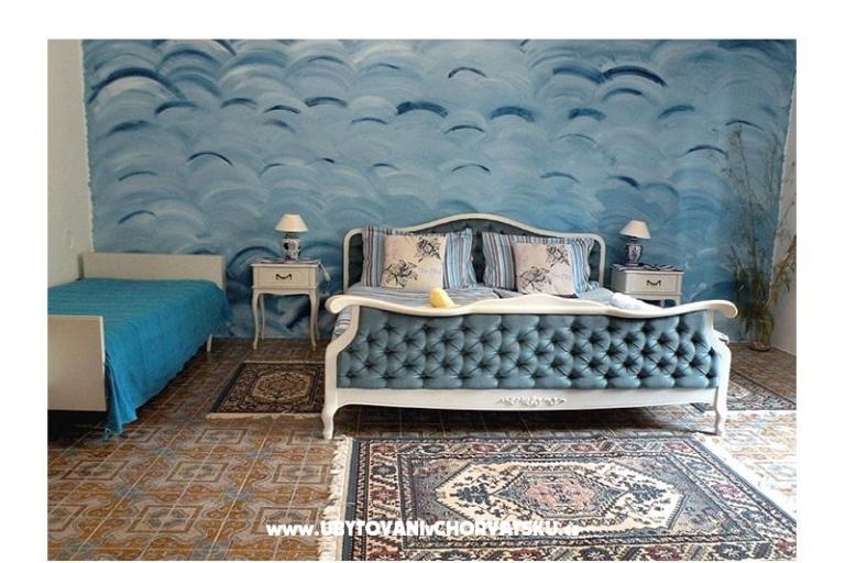 The Blue House Apartments – photo 11