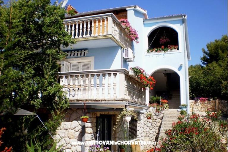 The Blue House Apartments – photo 12