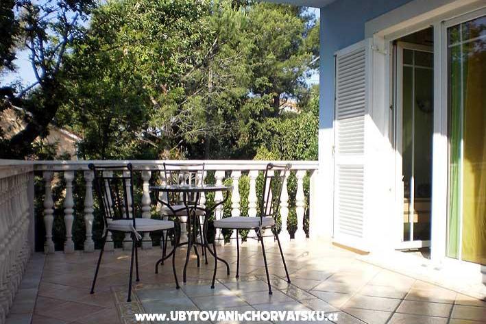 The Blue House Apartments – photo 2